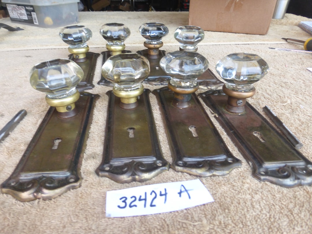 Curated visual reference: Picture Idea: Vintage Antique 16 Pc Victorian Deco Door Hardware Set 32424