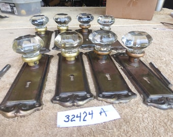 Vintage Antique 16 Pc Victorian/Deco Door Hardware Set  32424 A