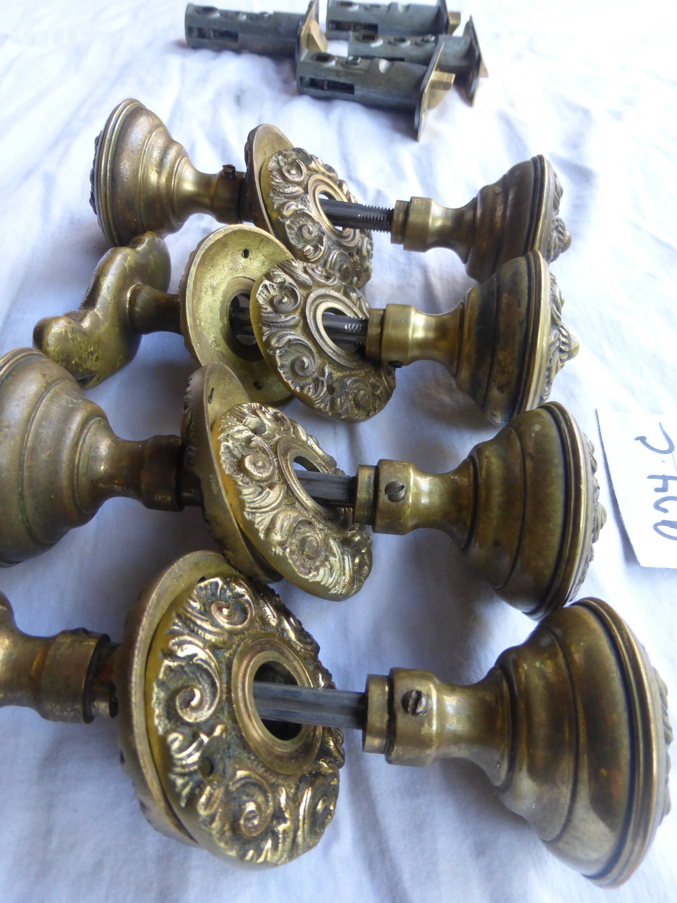 Vintage 20 Piece Cast Brass Sargent Door Knobs and Rosettes Etsy