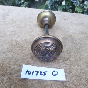 COPPIA Pomelli per porte vittoriani in ottone antico vintage 101725 O