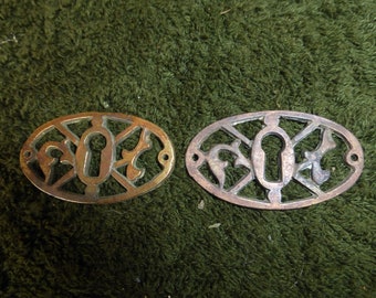 TWO Solid Brass Victorian  Key Hole Escutcheons Covers Parts SET 3/1 Q