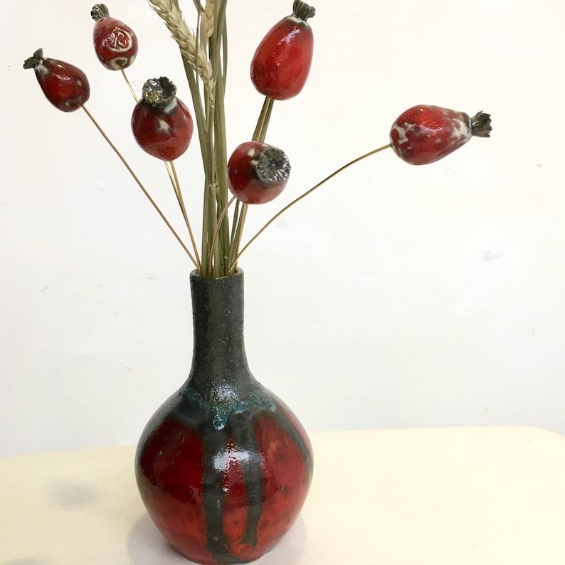 Red handmade ceramic vase: mid century modern contemporary vase, colour accessory for a minimalistic decor, decorative vase, gift delivery image 3