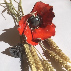 Red Poppy flower gift, handcrafted ceramic flower with carved seed head and natural corn for floral arrangement or special gift