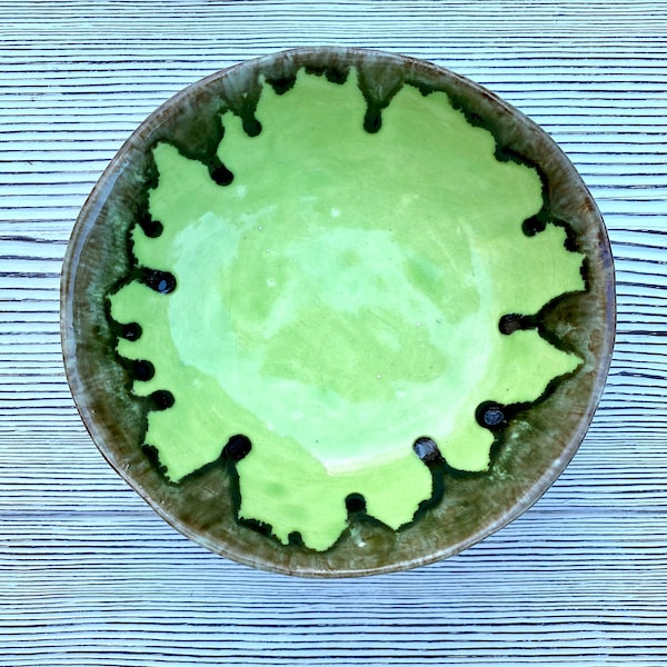 Small light Green pottery bowl - ceramic dish in mix and match colours, perfect as a trinket, jewellery, decorative bowl or soap dish