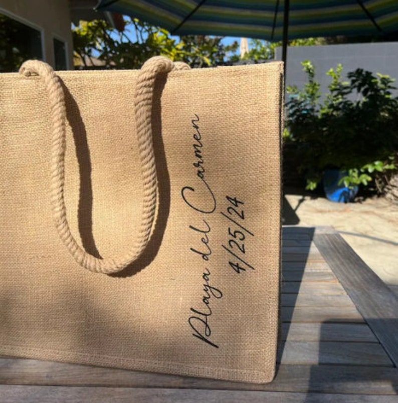 Bridesmaid beach jute bag , personalized burlap shoulder bag , custom tote bag image 1