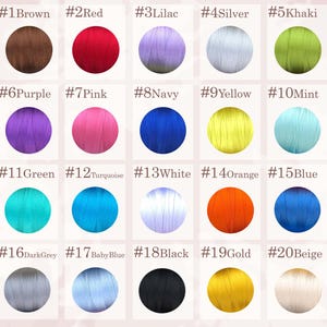 Op de afbeelding: Een kleurenkaart met twintig verschillende kleuren, elk weergegeven in een cirkelvorm. De kleuren zijn bruin, rood, lila, zilver, kaki, paars, roze, marineblauw, geel, mint, groen, turquoise, wit, oranje, blauw, donkergrijs, babyblauw, zwart, goud en beige.