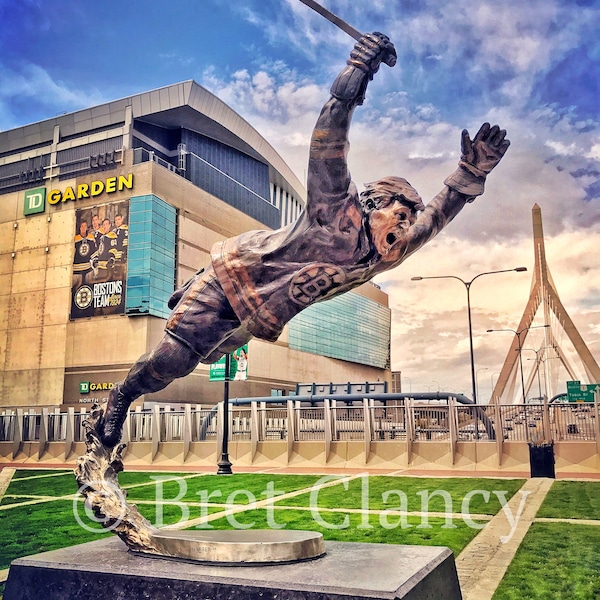 Boston Bruins Bobby Orr "The Goal" Statue with Boston Garden & Zakim Bridge - Most famous moment in NHL history - North End - FREE SHIPPING!