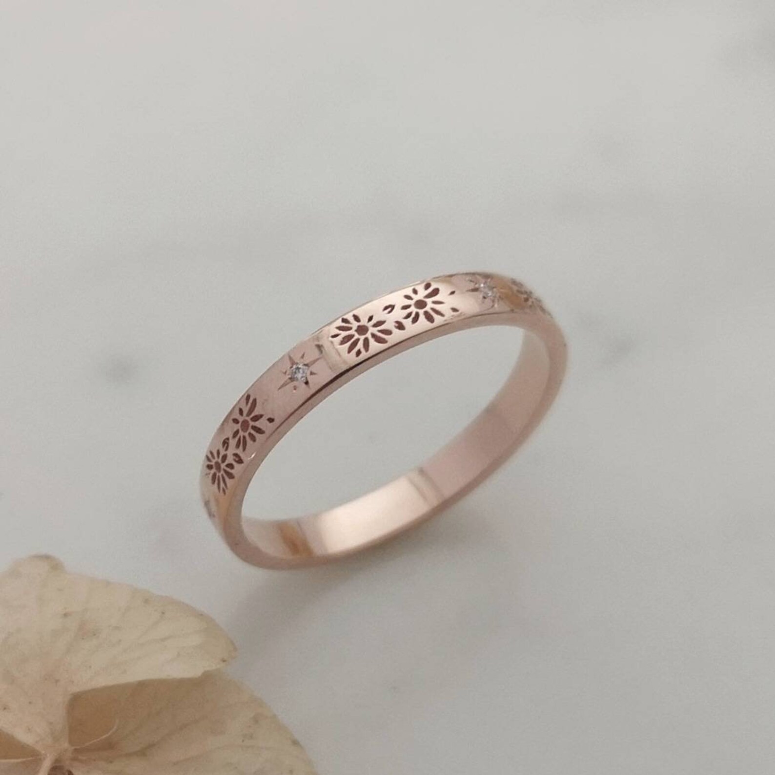Floral Wedding Band Daisy Wedding Band for Women Daisy Etsy