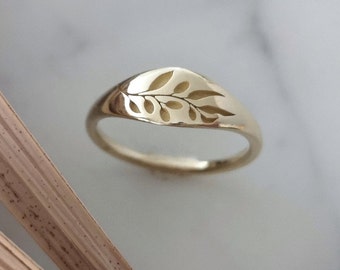 Olive branch signet ring, vintage style botanic ring for women, botanic signet ring