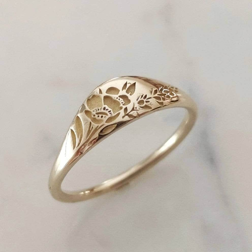 Art Nouveau Poppy Flowers Signet Ring