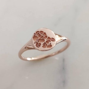 Rose signet ring, Flower signet ring, 14k gold rose signet ring , personalized Valentine&#39;s day gift
