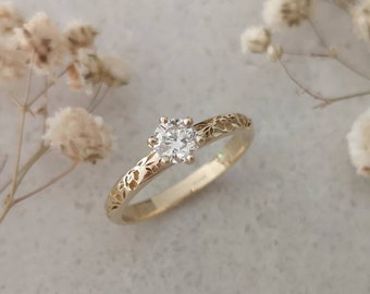 Solitaire diamond engagement ring, Dainty diamond ring, flower diamond ring , diamond wedding ring