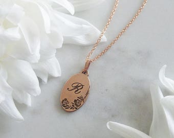 Gold Initial necklace, gold engraved necklace, Personalized rose gold Necklace, Monogram disc necklace, unique initial pendant