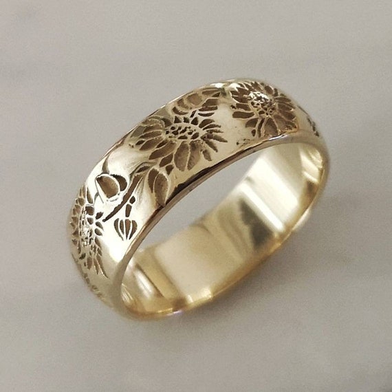 Sunflower Band 14k Gold Flower Ring for Women Engraved Floral