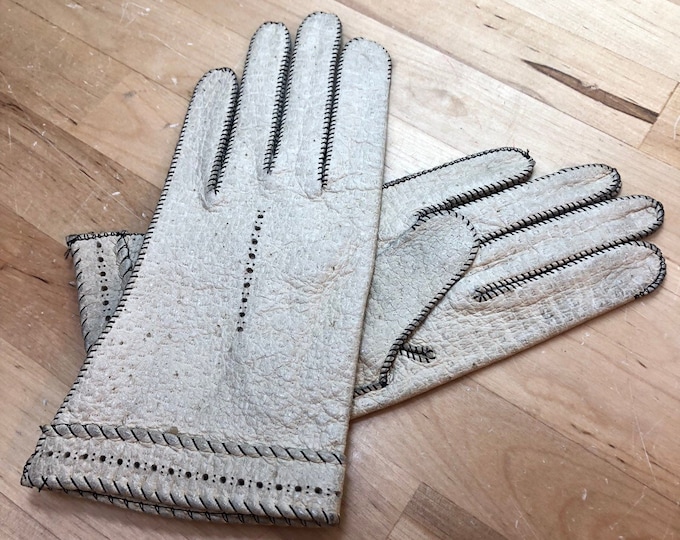 White Leather Gloves, Retro Formal Fashion, Mid Century Church Gloves