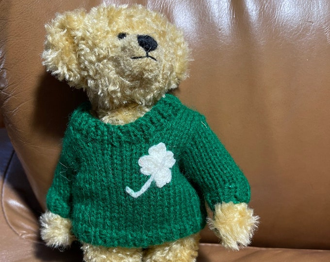 Blarney Beanie Baby, Saint Patrick’s Day Decoration, Vintage Ty Collectible Shamrock Bear,