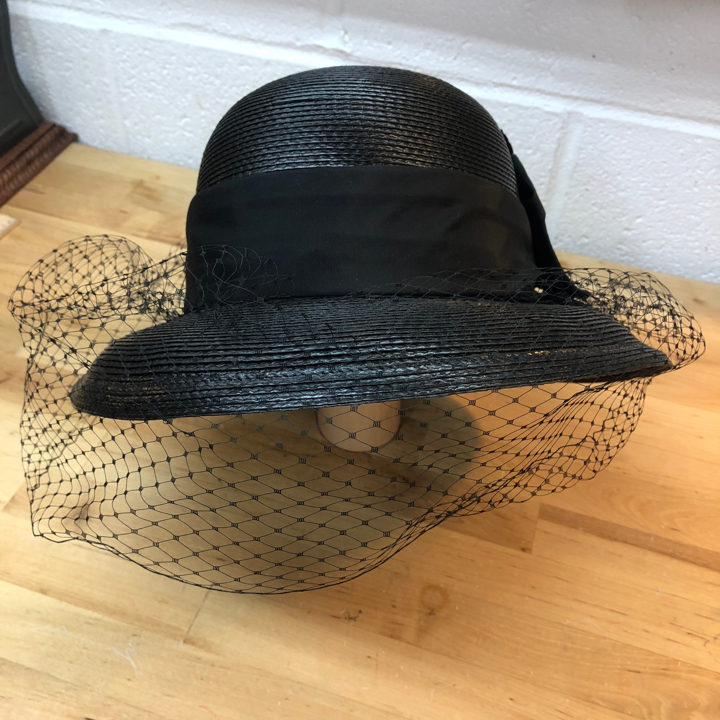 Black Hat With Veil For Funeral Black Women's Formal Vintage Hat - Ladies Funeral Hat - Veiled Black