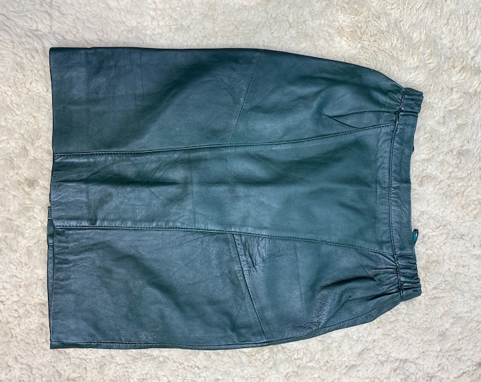 Women’s Green Leather Skirt, retro fashion skirt