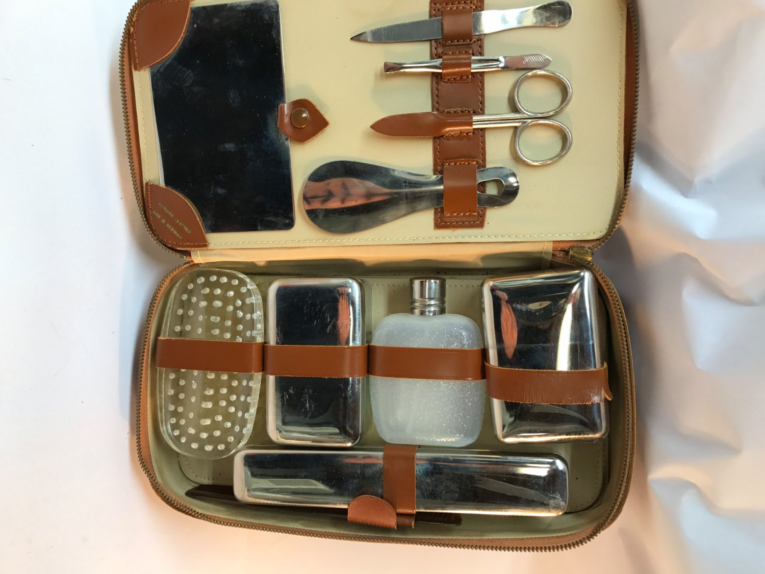 Men's Toiletry Set Leather Vintage Travel Case