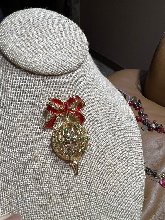 Christmas Ornament Brooch