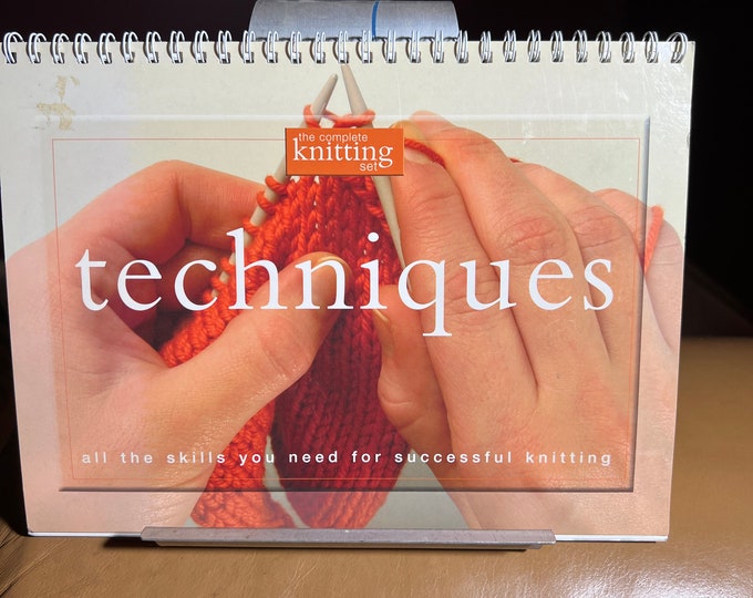 Knitting Techniques Book, Illustrated Teaching Hardback, Learn to Knit
