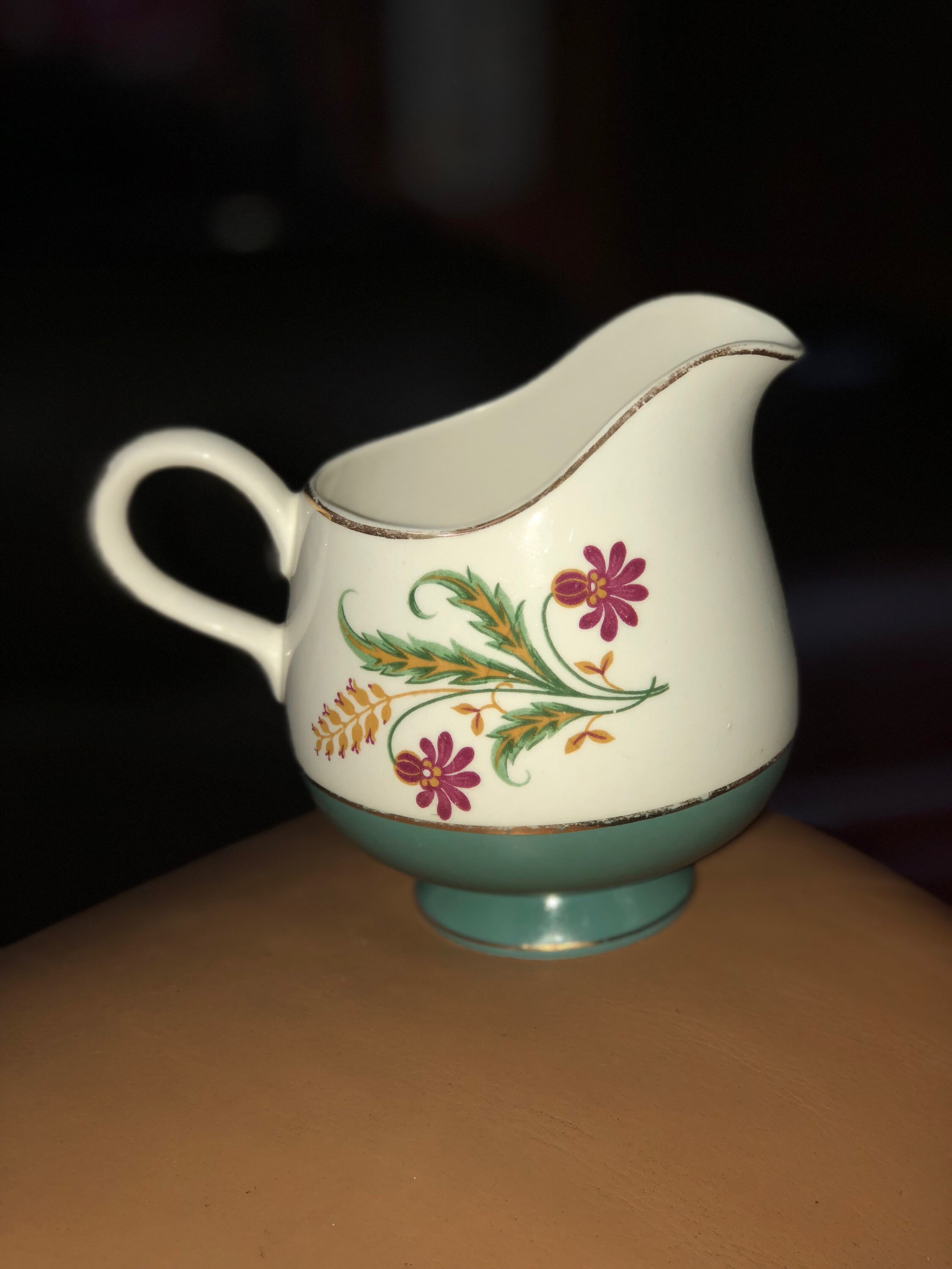 Homer Laughlin pottery Creamer Wheat pattern Vintage China