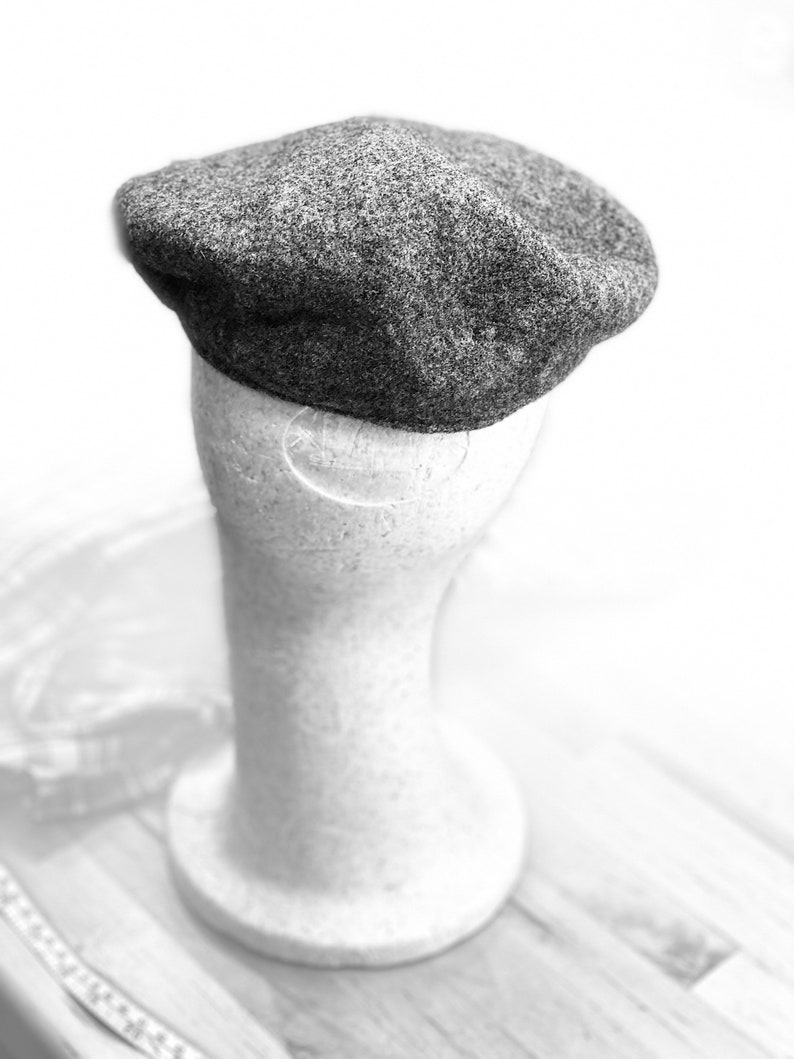 Gray Wool Newsboy Hat, Vintage Kangol Cap, Unisex Fashion image 9