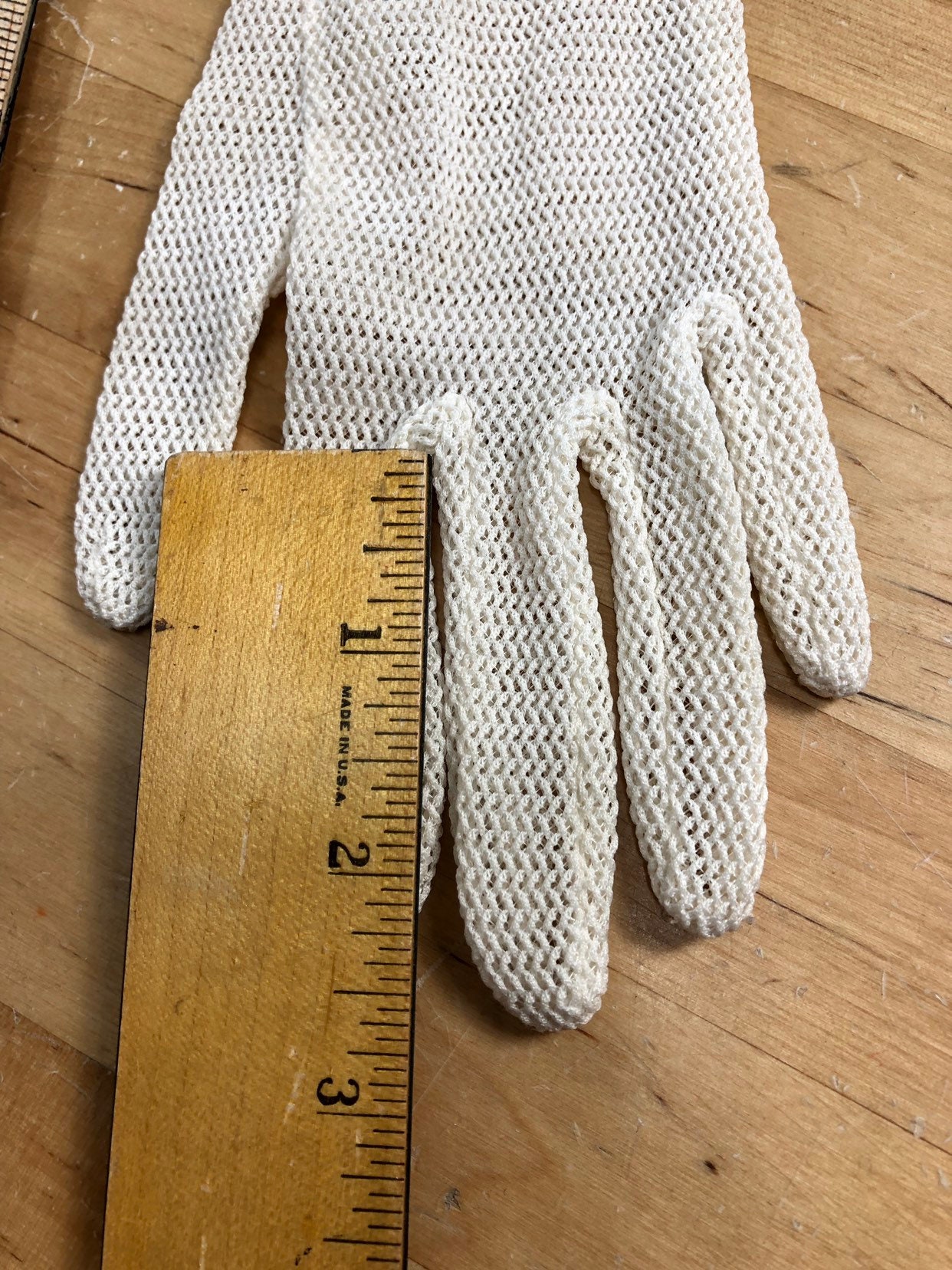 White Women’s Fashion Gloves, Formal Fish Net Gloves, Costume Gloves