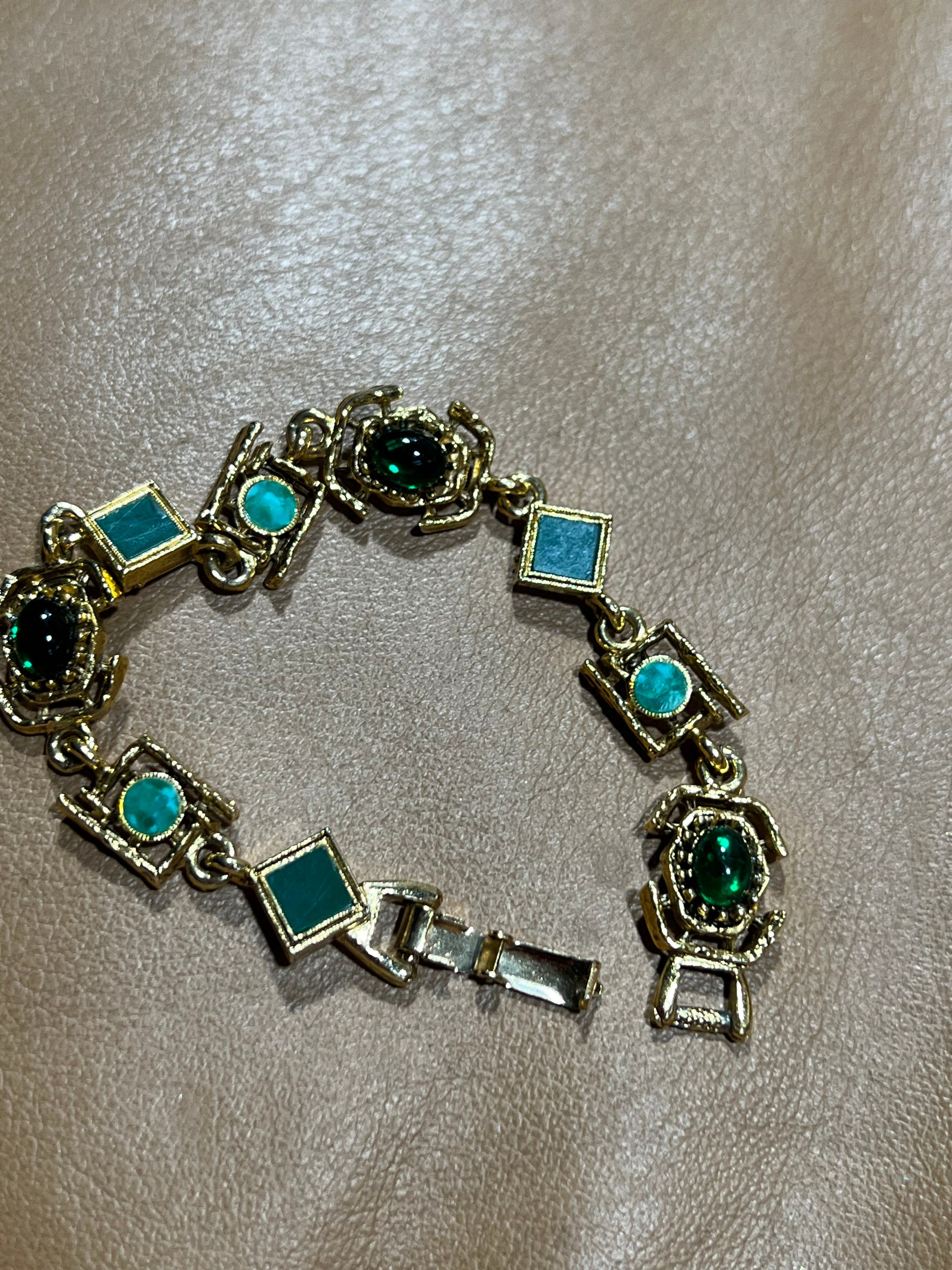 Green Costume Jewelry Bracelet, Vintage Mid Century Jewelry