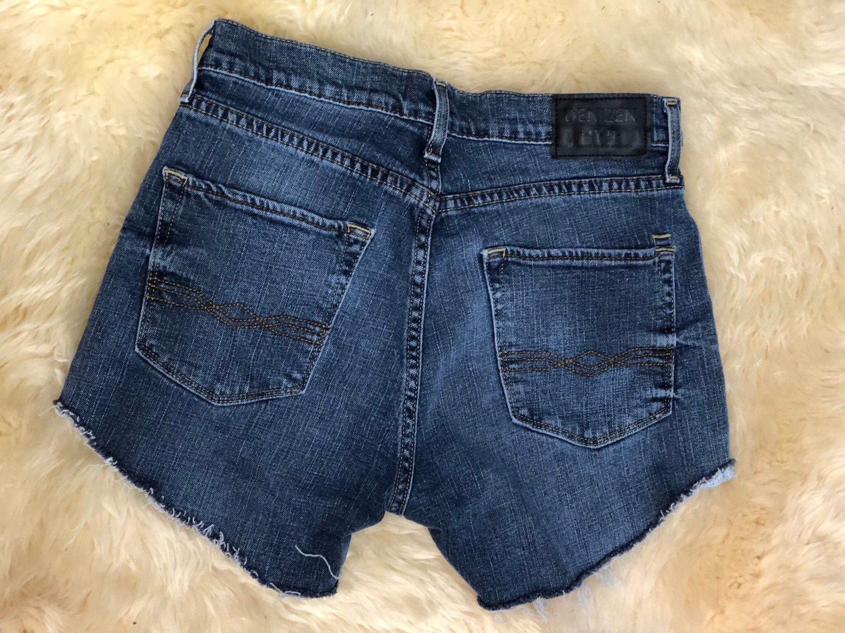 Levi's Denim Jean Shorts Cut Off Fringed Women's Shorts Summer