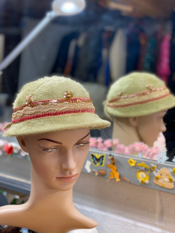 Women’s Green Vintage Hat, Retro Winter Women’s So