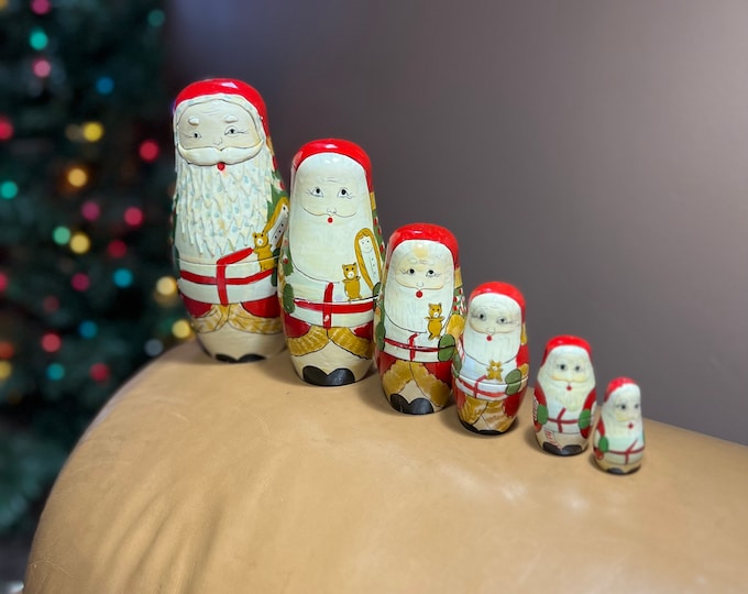 Santa Claus Stacking Figurines, Christmas Holiday Decoration Collectibles