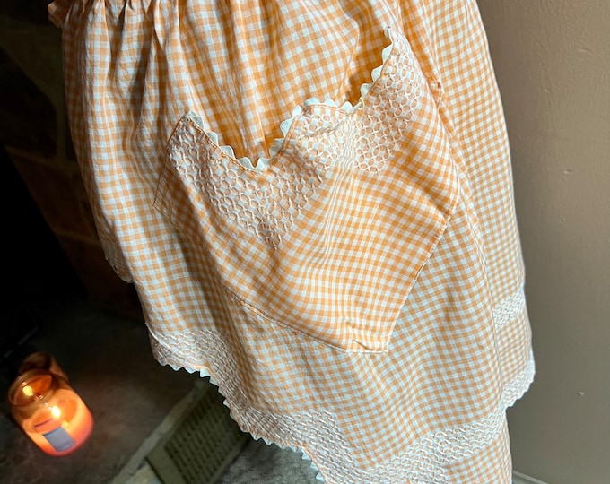 Orange Checkered Apron, Country Kitchen Retro Apron, Mid Century Waist Tie Apron