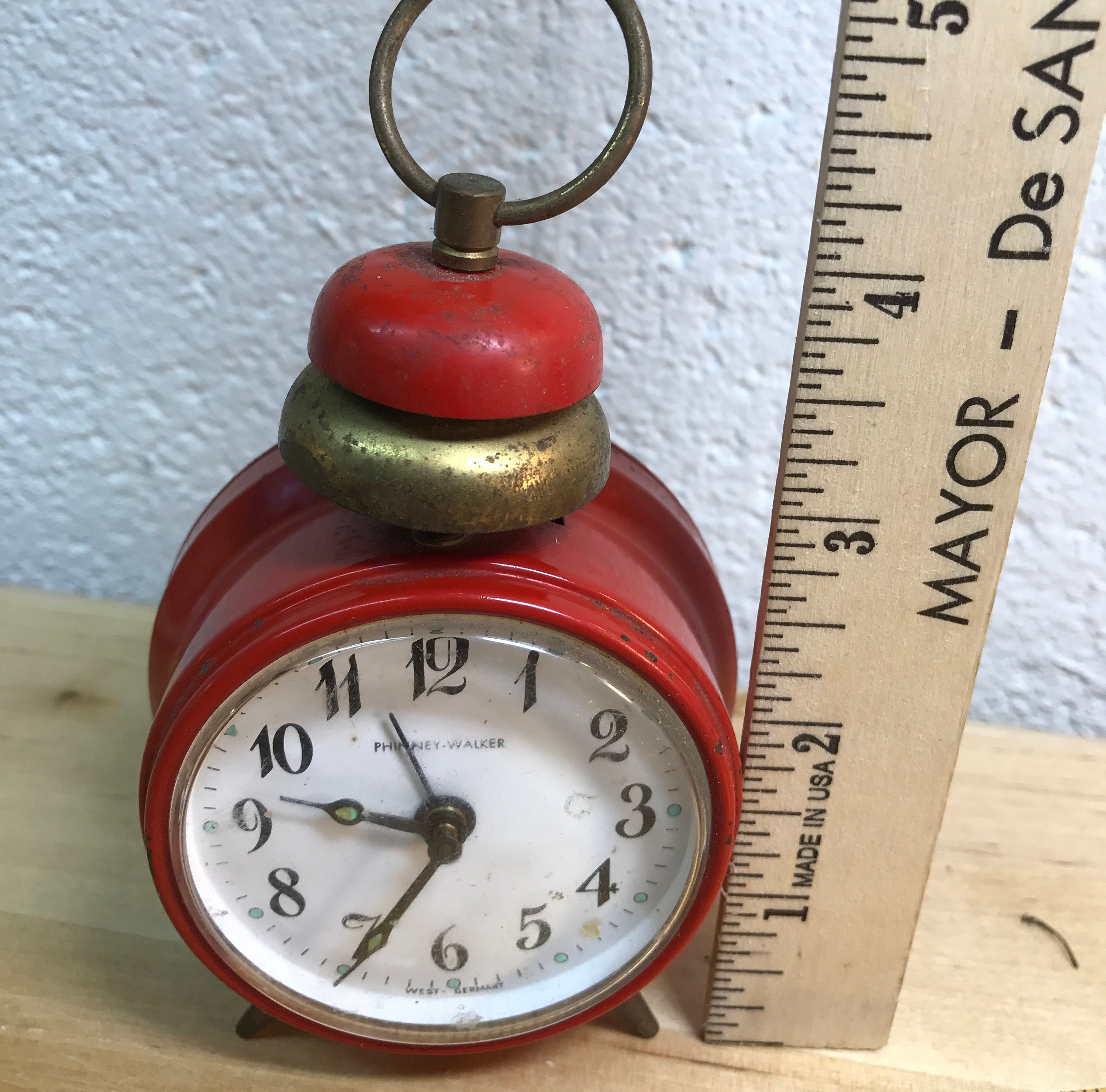 Red Wind Up Clock Parts, Steampunk Restoration, cottage decor
