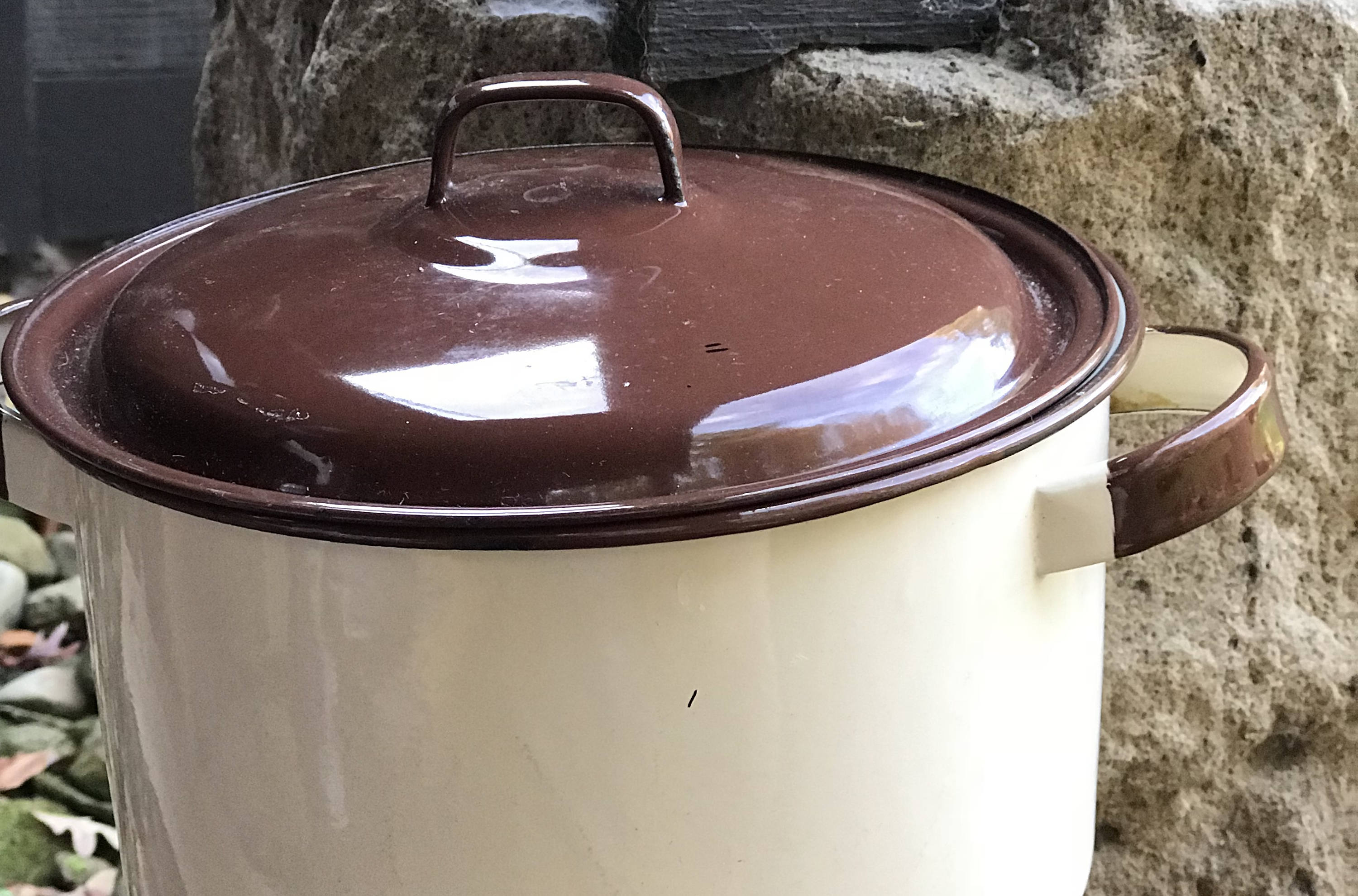 Enamelware Stock Pot Brown and Tan, Farmhouse Kitchen Canning Pot