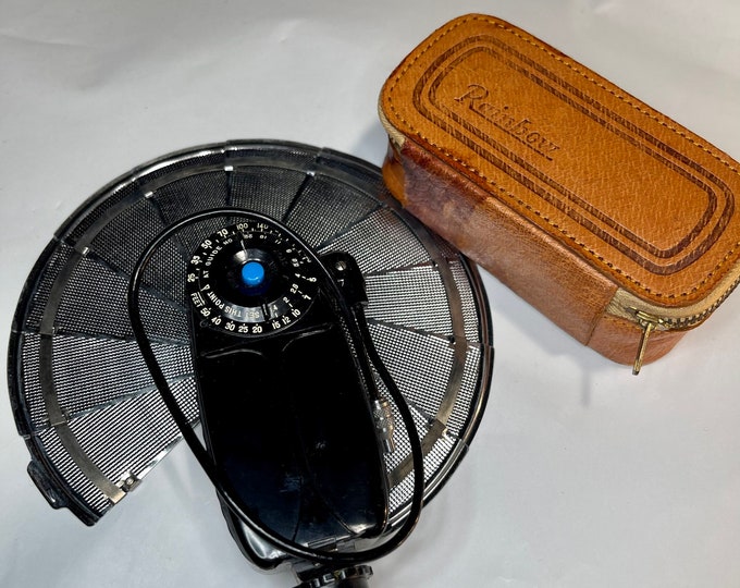 Vintage Camera Accessory, Camera Flash In Case, Collectible Photography