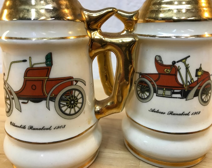 Antique Cars Salt and pepper shakers, collectible Kitchenware, vintage car lover gift