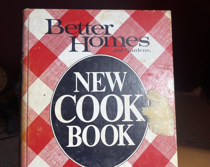 Vintage Betty Crocker Cookbook, Home Cook Farmhouse Kitchen, Cottagecore