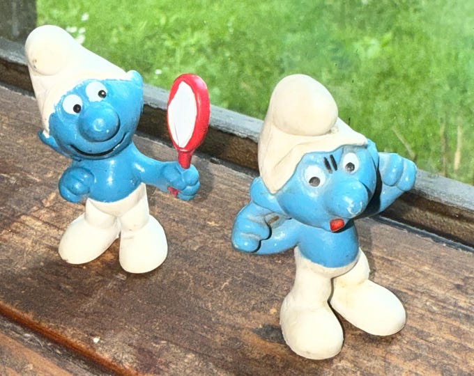 Smurfs Vintage Collectible Toy, Miniature Figurine, Vanity With Mirror, Sticking Out Tongue Fingers In Ears
