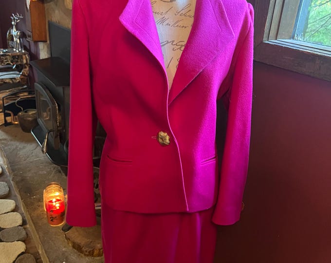Oleg Cassini Designer Suit, Women's Jacket and Matching Skirt Set, High Fashion
