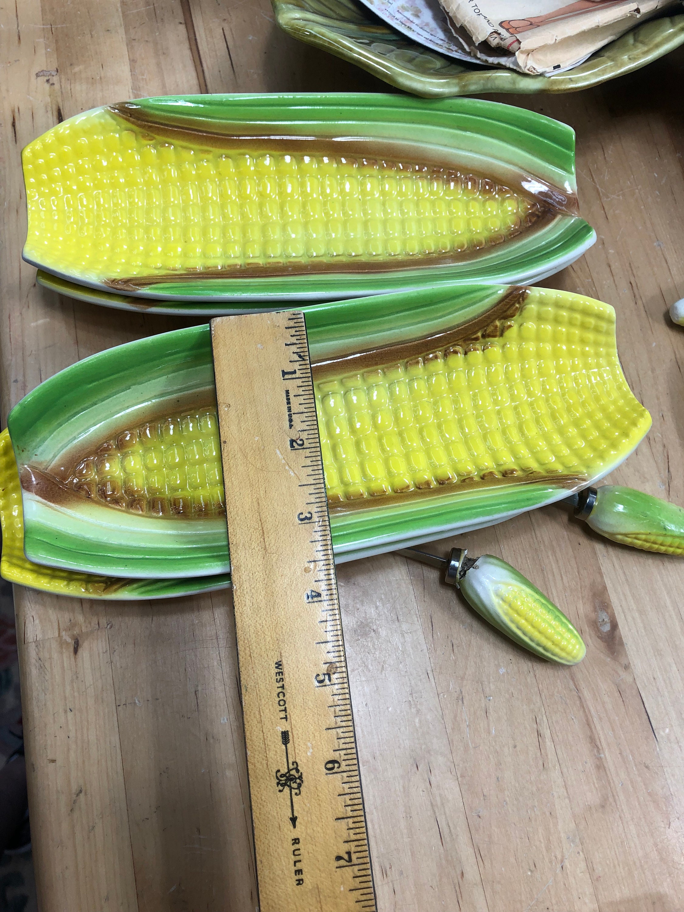 Corn Plates and Holders Vintage Ceramic Corn On the Cob Serving Plates and Mini Corn Holder