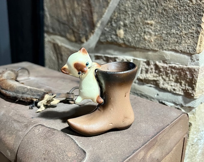 Kitty Cat and Cowboy Boot, Mid Century Knick knack collectible, cat collectible