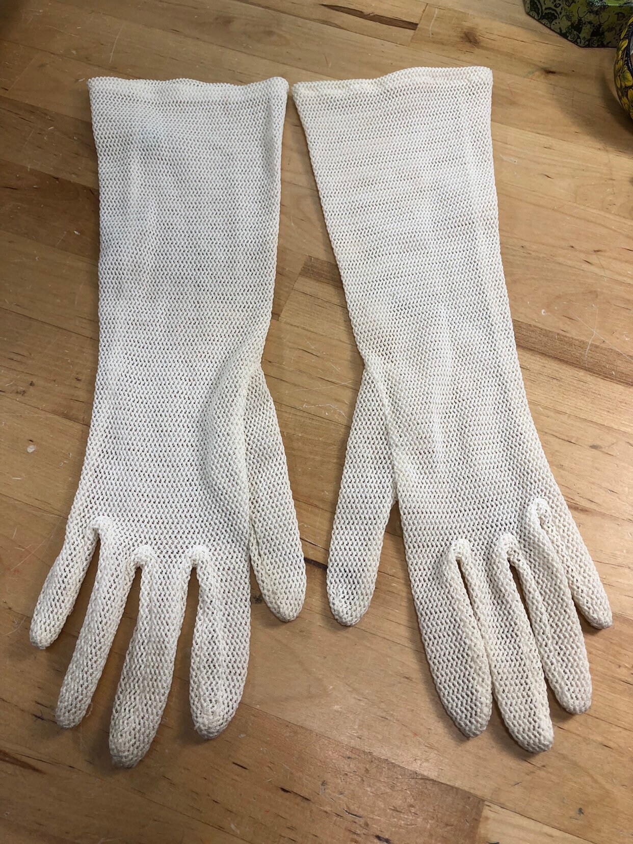 White Women’s Fashion Gloves, Formal Fish Net Gloves, Costume Gloves