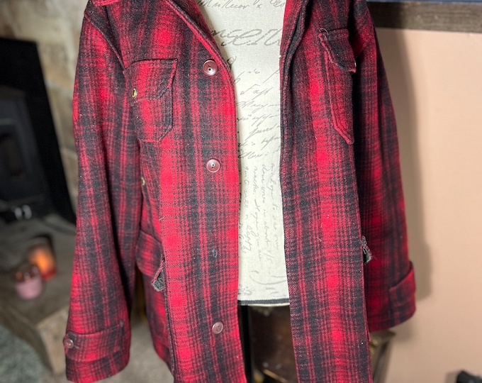 Woolrich Red And Black Plaid Coat, Vintage Wool Hunting Jacket, Unisex Vintage Winter Wear