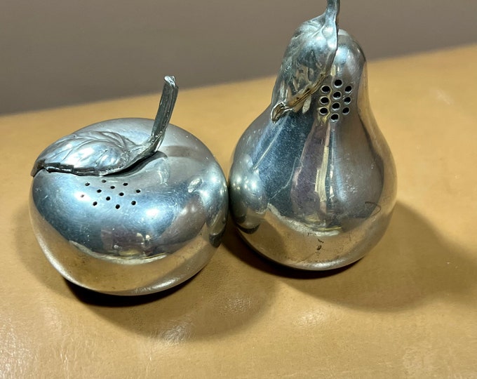 Pewter Salt and Pepper Shaker Set, Apple and Pear Kitchen Decoration, Silver Toned Decor