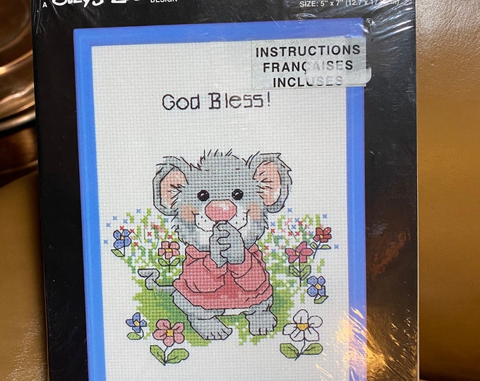 God Bless Counted Cross Stitch Mouse Kit - Vintage Needle Craft Project