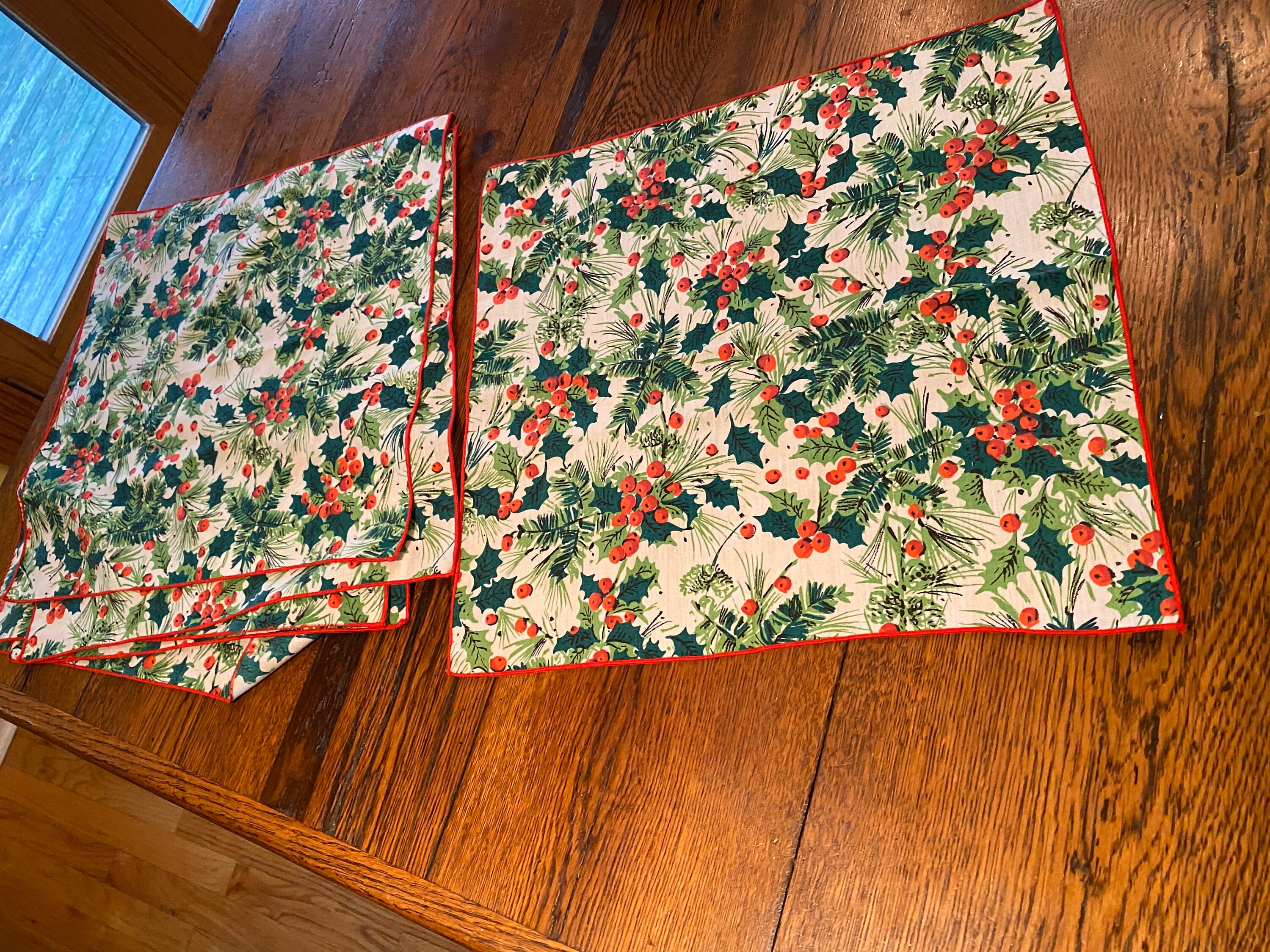 Christmas Holly and Ivy Napkins Vintage Holiday Napkin Set of 6 Red
