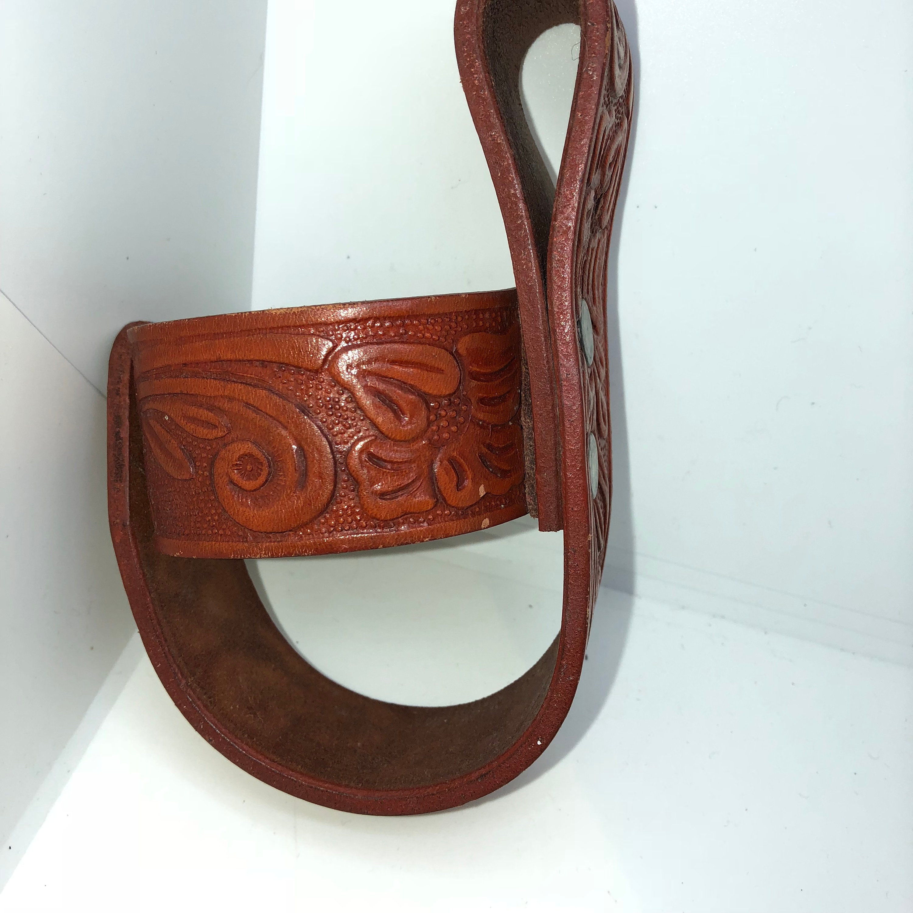 Cup Holder Embossed Leather Drink Holder Belt Drinker Holder Gag