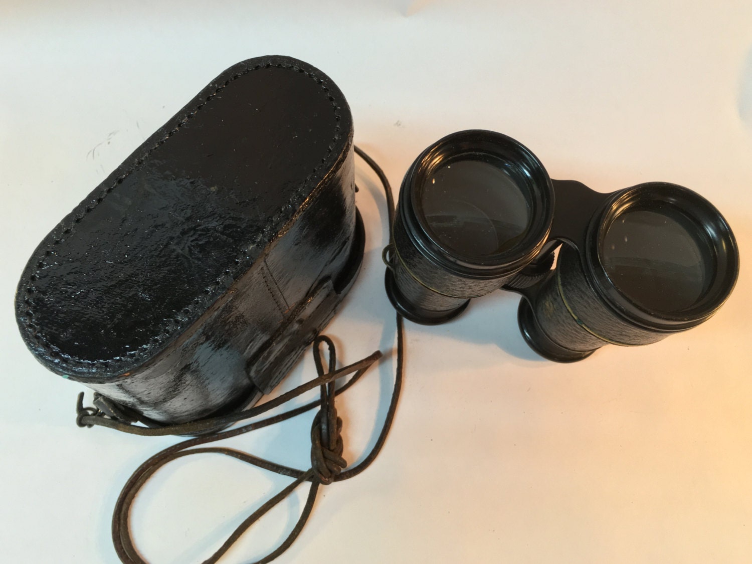 Opera Binoculars with case Vintage