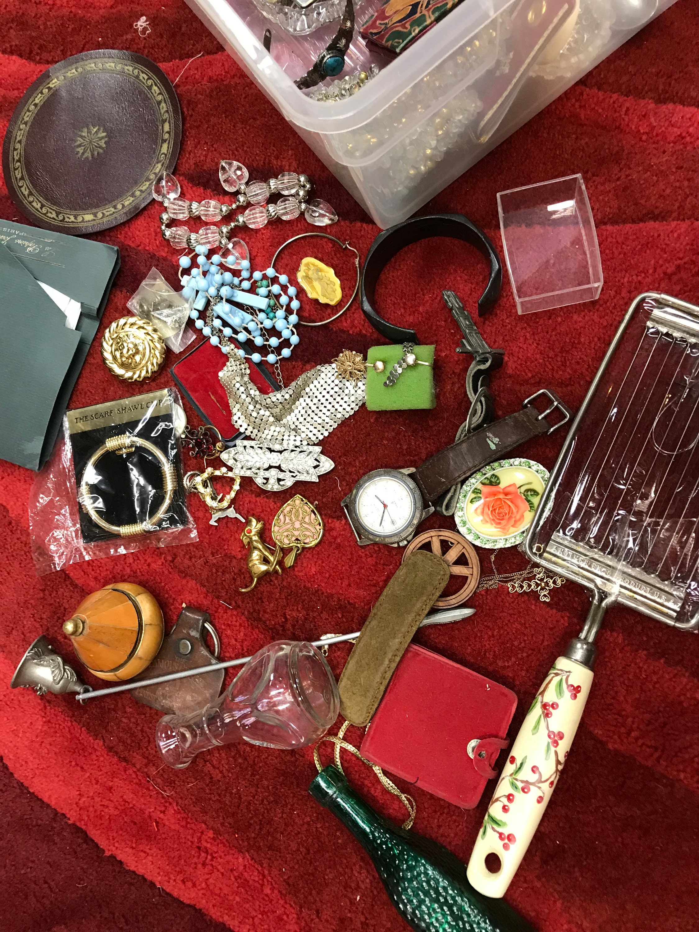 Craft Supplies, Vintage Home Items Lot, miscellaneous vintage supplies box